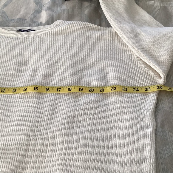 Brandy Melville White Ribbed Crewneck Sweater - Picture 4 of 8